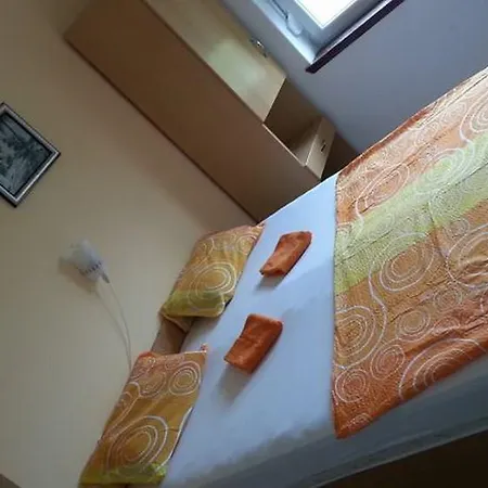 Appartamento Two-bedroom In V